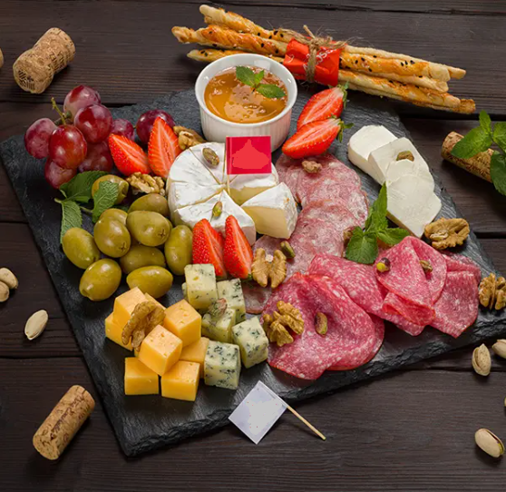 Ассорти сырно-мясное Ассорти сырно-мясное